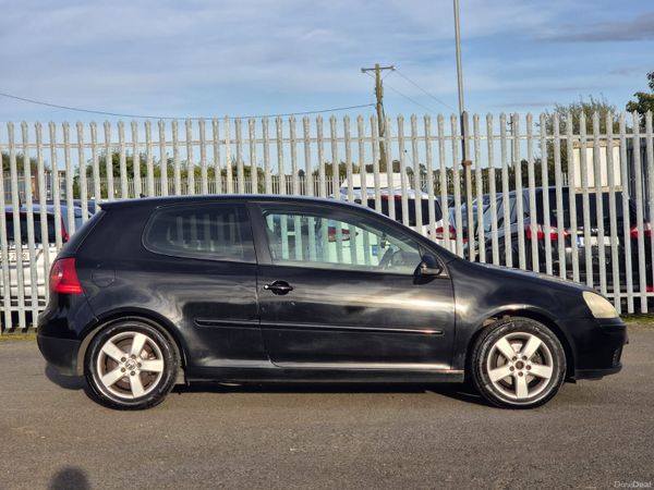 Volkswagen Golf Hatchback, Petrol, 2007, Black