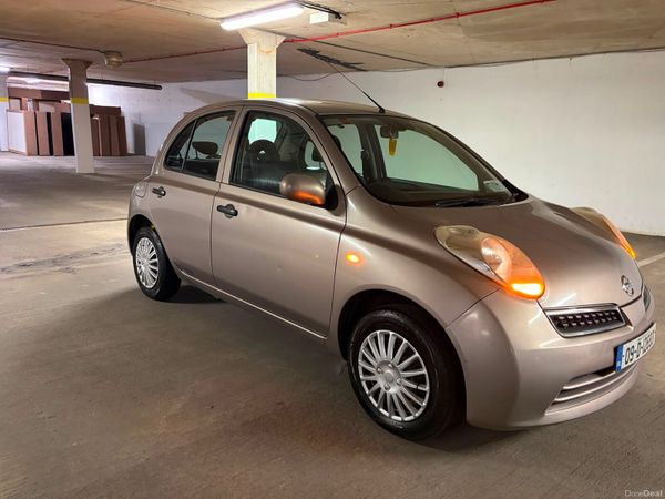 Nissan Micra Hatchback, Petrol, 2009, Gold