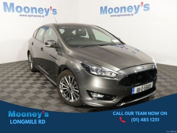 Ford Focus Hatchback, Petrol, 2018, Grey