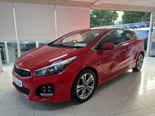 Kia Ceed Hatchback, Diesel, 2017, Red