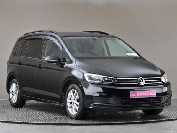 Volkswagen Touran MPV, Petrol, 2016, Black