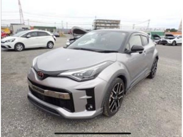 Toyota C-HR SUV, Petrol Hybrid, 2020, Silver