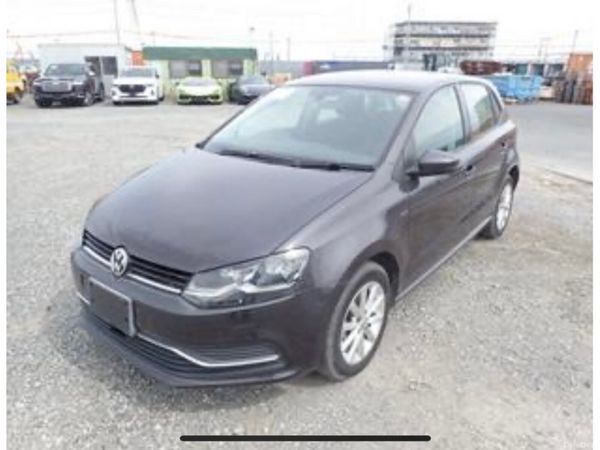 Volkswagen Polo Hatchback, Petrol, 2015, Grey