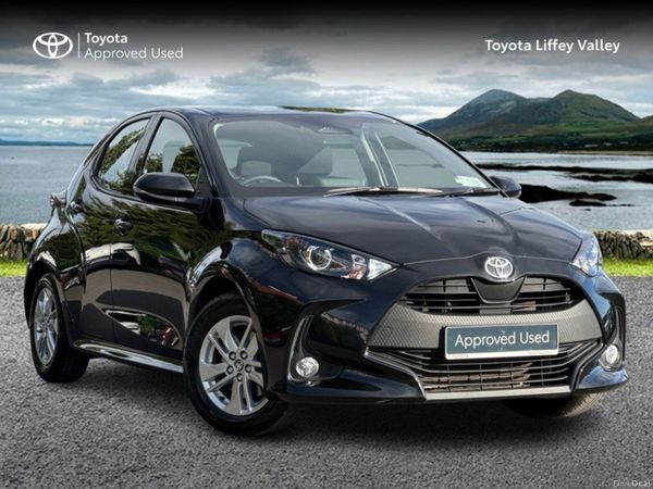 Toyota Yaris Hatchback, Petrol Hybrid, 2026, Black