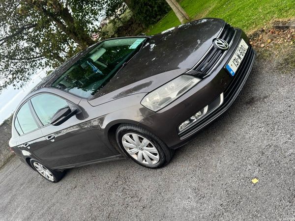 Volkswagen Passat Saloon, Diesel, 2013, Brown