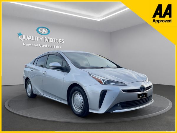 Toyota Prius Hatchback, Petrol Hybrid, 2023, Silver