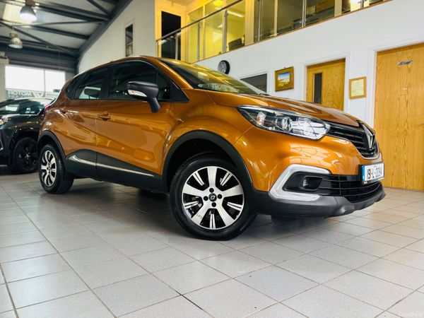 Renault Captur Hatchback, Diesel, 2019, Orange