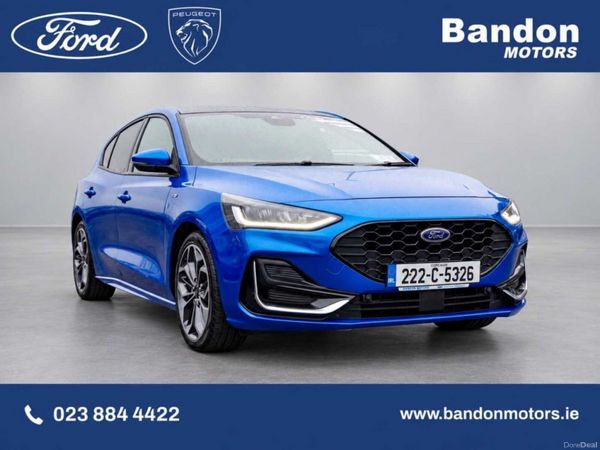 Ford Focus Hatchback, Petrol, 2022, Blue