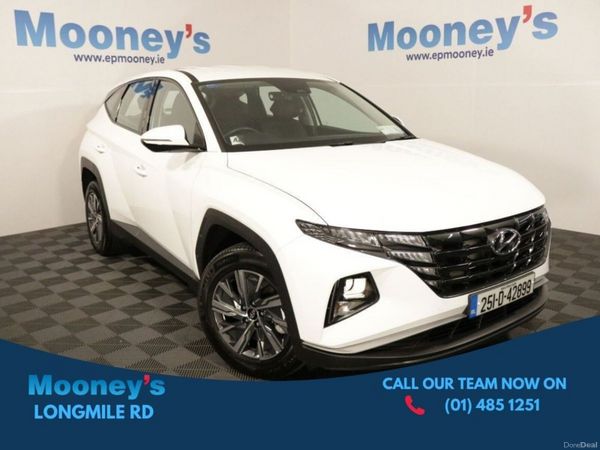 Hyundai Tucson SUV, Petrol Hybrid, 2025, White