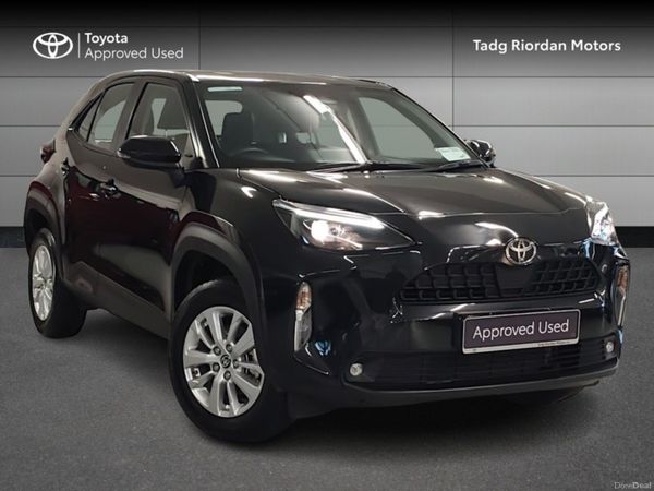 Toyota Yaris Cross Hatchback, Petrol Hybrid, 2024, Black