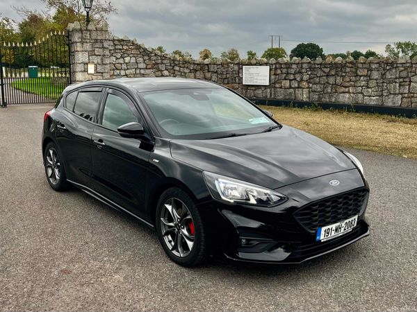 Ford Focus Hatchback, Diesel, 2019, Black