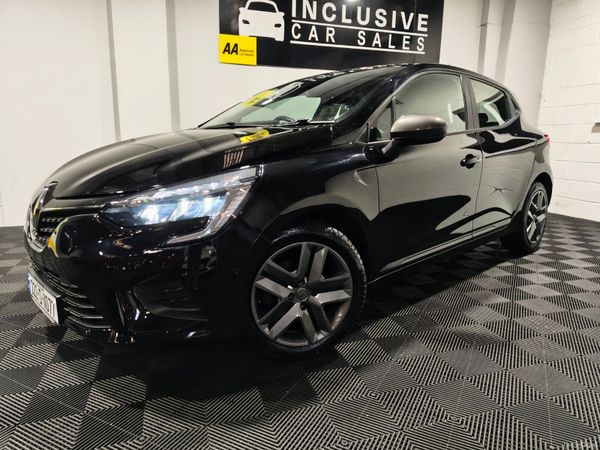 Renault Clio Hatchback, Petrol, 2022, Black