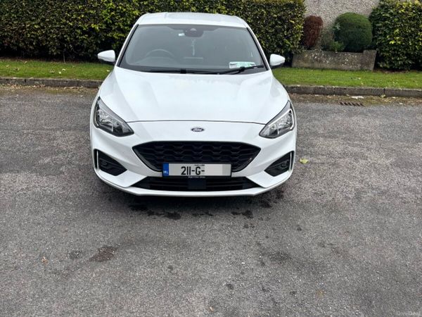 Ford Focus Hatchback, Diesel, 2021, White