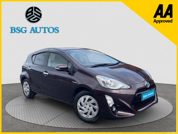 Toyota Aqua Hatchback, Petrol Hybrid, 2016, Red