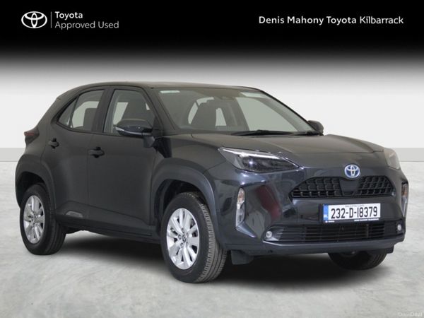 Toyota Yaris Cross Hatchback, Petrol Hybrid, 2023, Black