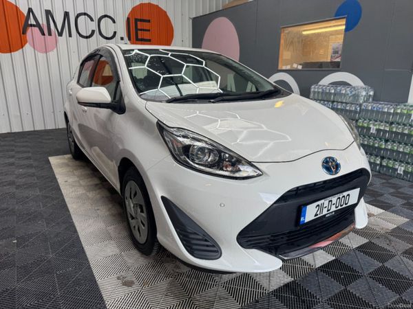 Toyota Aqua Hatchback, Petrol Hybrid, 2021, White