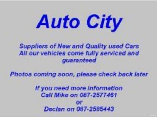 Ford Fiesta Hatchback, Petrol, 2014, Red