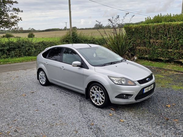 Ford Focus Hatchback, Diesel, 2011, Silver