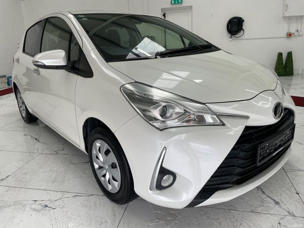 Toyota Yaris Hatchback, Petrol, 2020, Silver