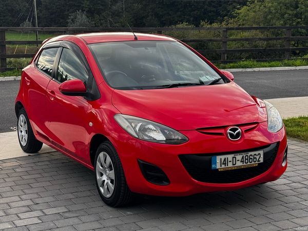 Mazda Demio MPV, Petrol, 2014, Red