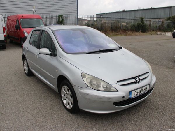 Peugeot 307 Hatchback, Diesel, 2005, Grey
