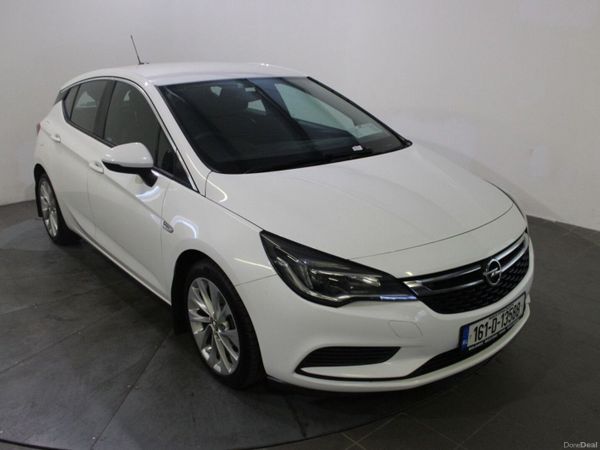 Opel Astra Hatchback, Diesel, 2016, White