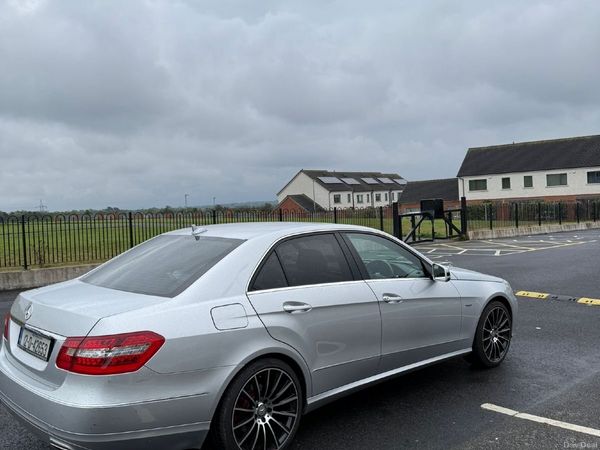 Mercedes-Benz E-Class Saloon, Diesel, 2012, Silver