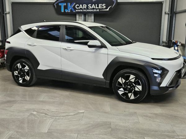 Hyundai KONA MPV, Petrol Hybrid, 2024, White