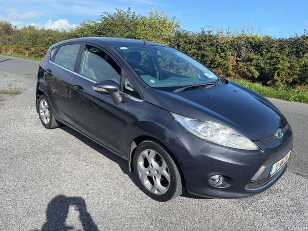 Ford Fiesta Hatchback, Diesel, 2010, Grey