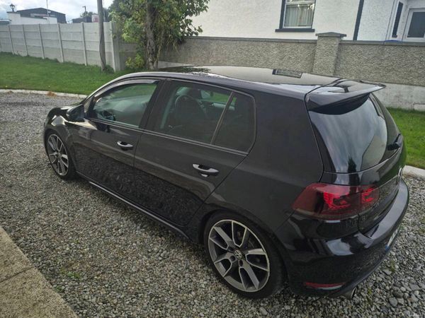 Volkswagen Golf Hatchback, Diesel, 2011, Black