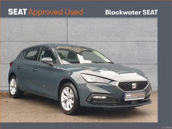 SEAT Leon Hatchback, Petrol, 2025, Blue