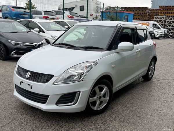 Suzuki Swift Hatchback, Petrol, 2014, White