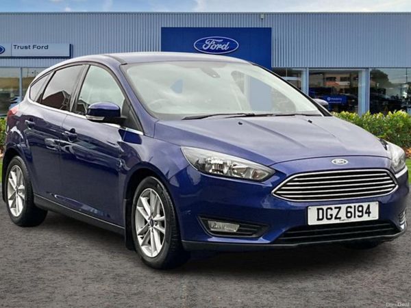 Ford Focus Hatchback, Petrol, 2016, Blue
