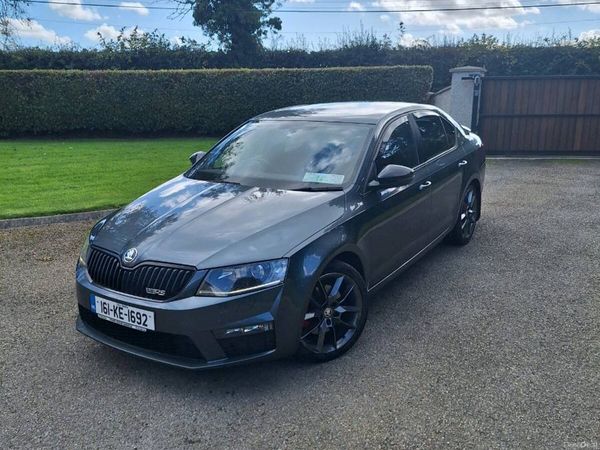 Skoda Octavia Saloon, Diesel, 2016, Grey