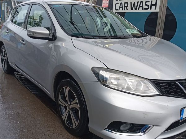 Nissan Pulsar Hatchback, Petrol, 2015, Silver