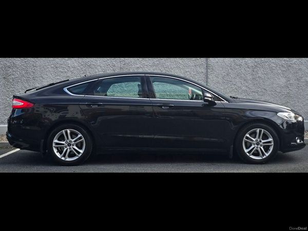 Ford Mondeo Hatchback, Diesel, 2015, Black