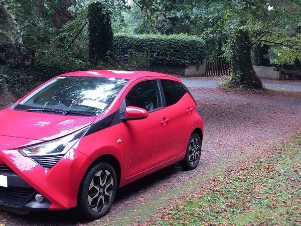 Toyota Aygo Hatchback, Petrol, 2019, Red