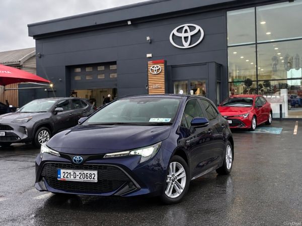 Toyota Corolla Hatchback, Petrol Hybrid, 2022, Blue