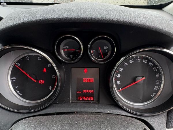 Opel Mokka SUV, Diesel, 2015, Silver