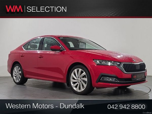 Skoda Octavia Saloon, Petrol, 2023, Red