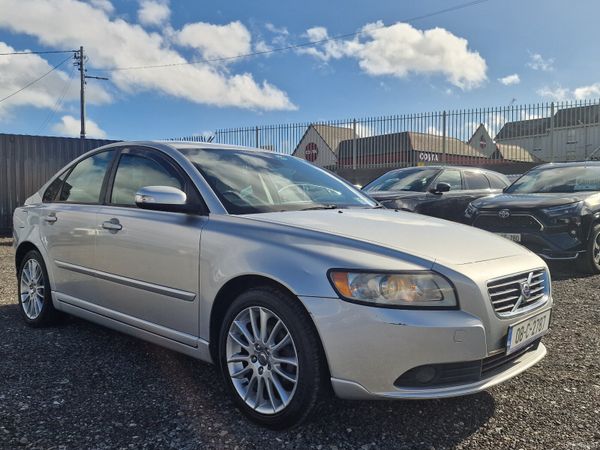 Volvo S40 Saloon, Petrol, 2008, Silver