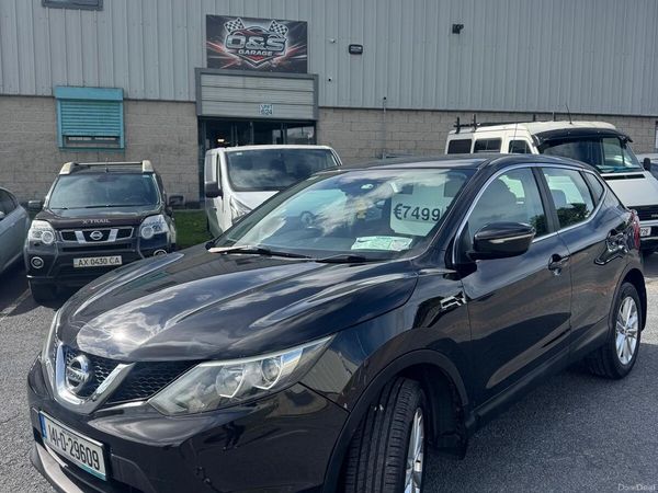 Nissan Qashqai Hatchback, Petrol, 2014, Black