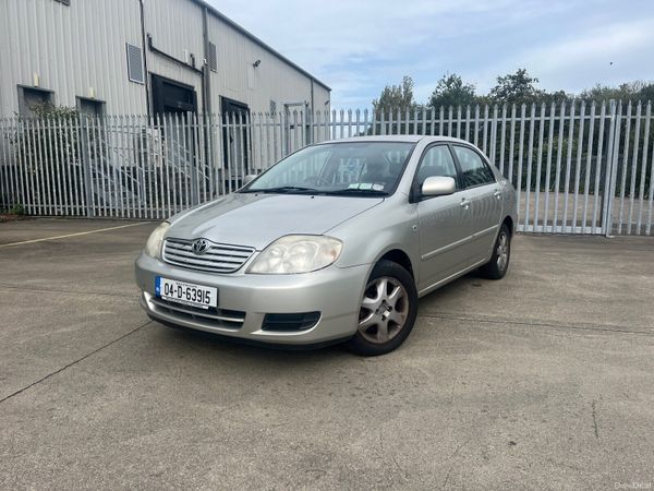 Toyota Corolla Saloon, Petrol, 2004, Silver
