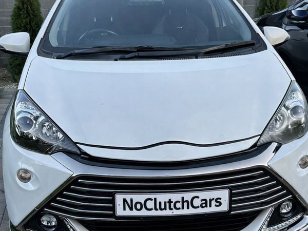Toyota Aqua Hatchback, Petrol Hybrid, 2014, White