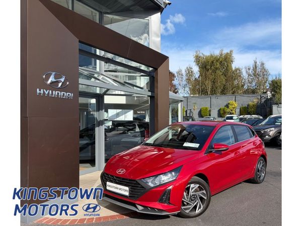 Hyundai i20 Hatchback, Petrol, 2024, Red