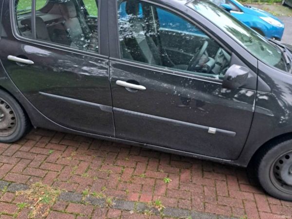 Renault Clio Hatchback, Ethanol Petrol, 2010, Black