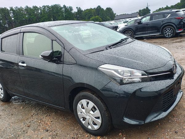 Toyota Vitz Hatchback, Petrol, 2016, Black