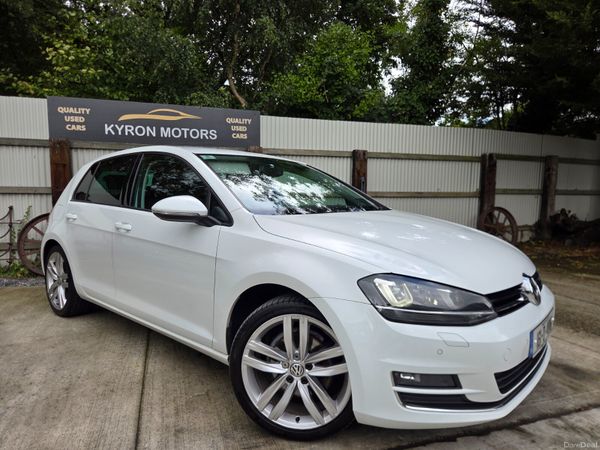 Volkswagen Golf Hatchback, Petrol, 2016, White