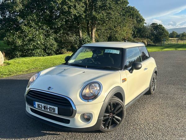 Mini One Hatchback, Diesel, 2016, White