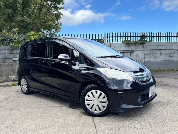 Honda Freed MPV, Petrol Hybrid, 2013, Black
